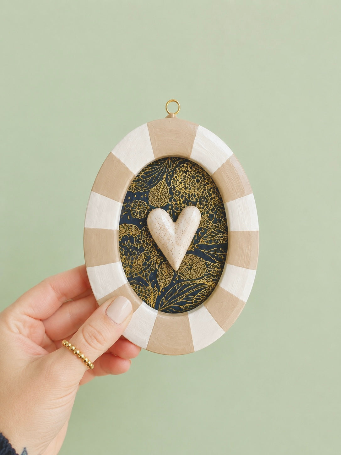 Cuadrito Corazón Cerámica Crema y Beige