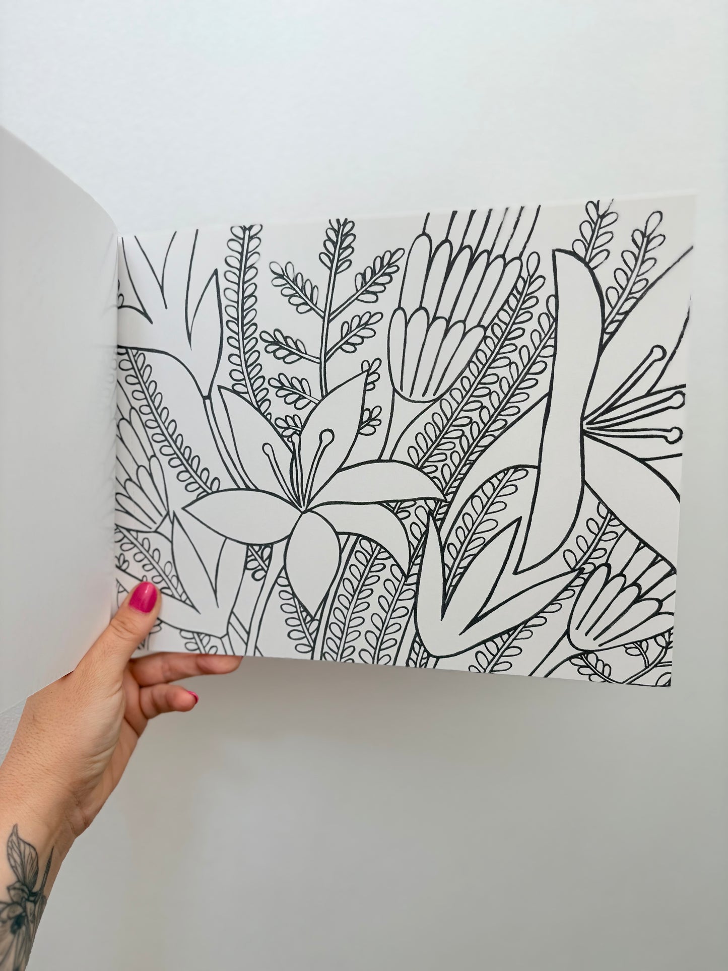 Art Book Flores by Nicole Guitriot